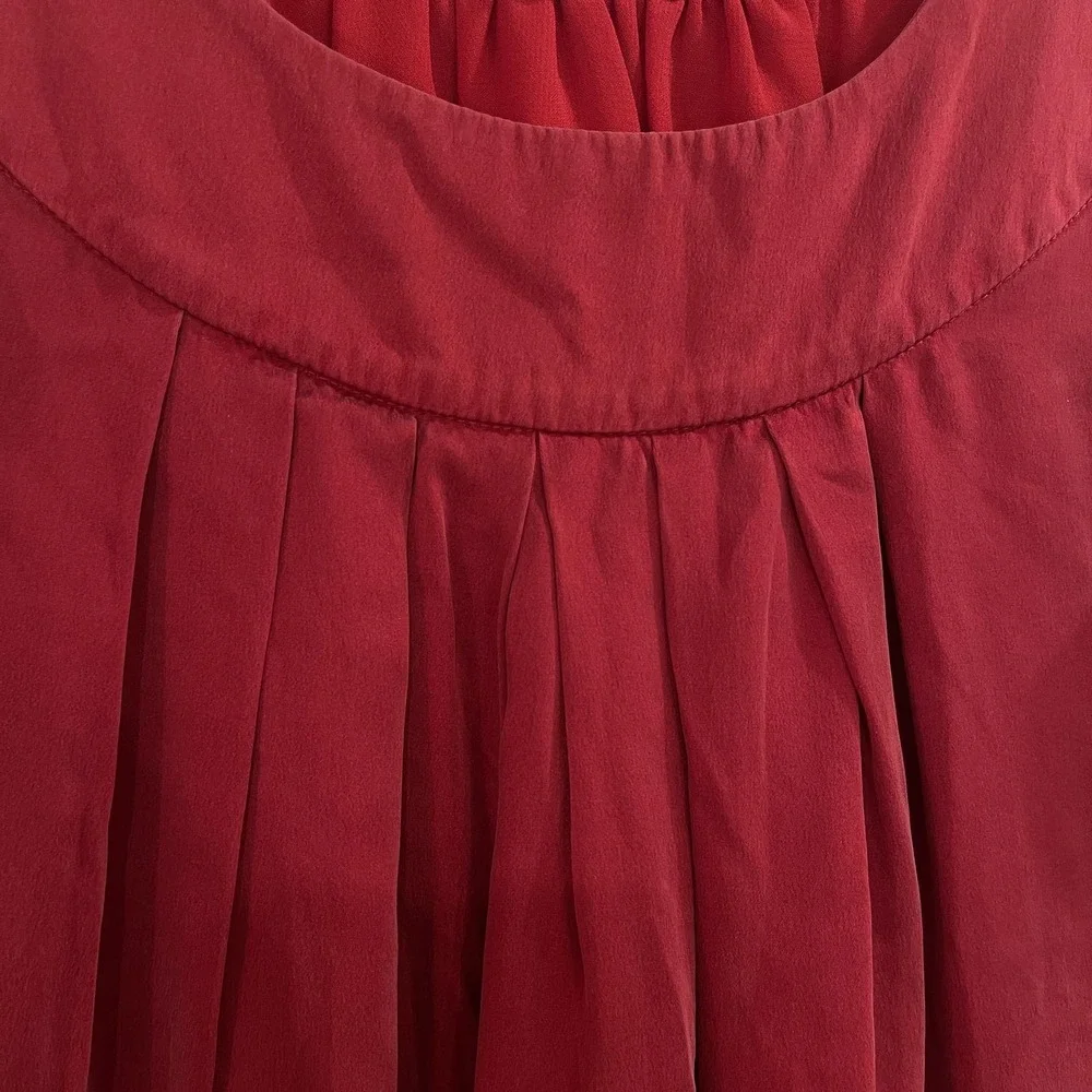 Chaus Dress Womens 8 Red Silk Sleeveless Scoop Neck Pleated A-Line Ombre Dip Dye